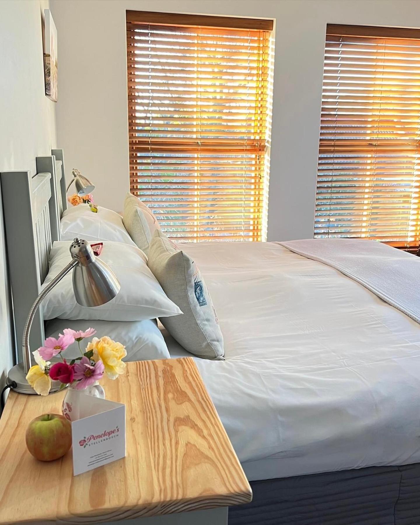 Penelope'S Stellenbosch Bed & Breakfast Екстериор снимка