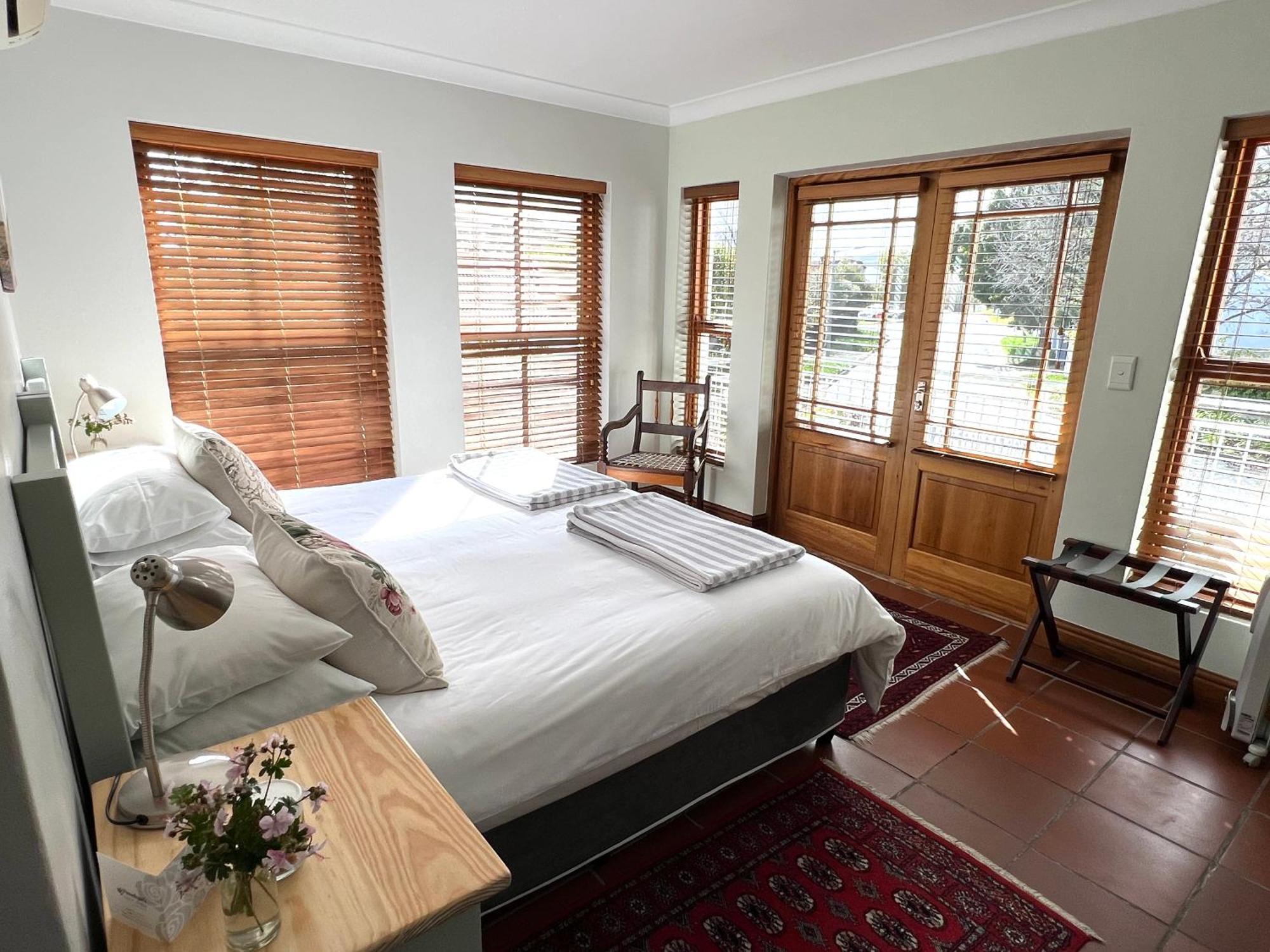 Penelope'S Stellenbosch Bed & Breakfast Екстериор снимка